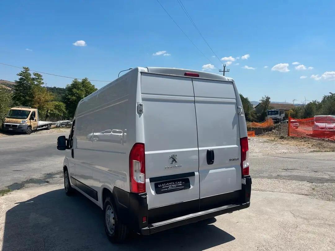 Peugeot Boxer 2.2 BlueHDi 140CV L2H2