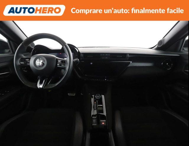 ALFA ROMEO Junior 1.2 136 CV Hybrid eDCT6 Speciale