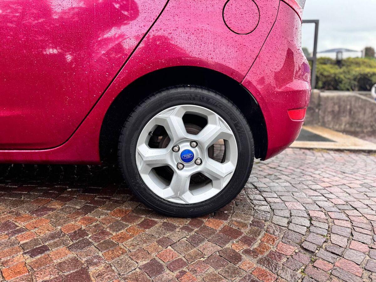 Ford Fiesta DISTRIBUZIONE FATTA!