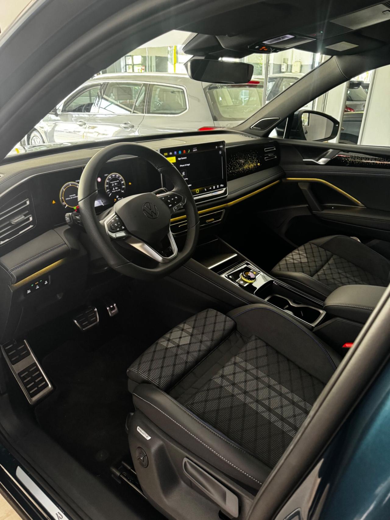 Volkswagen Tiguan 2.0 TDI 193CV DSG 4MOTION R-Line
