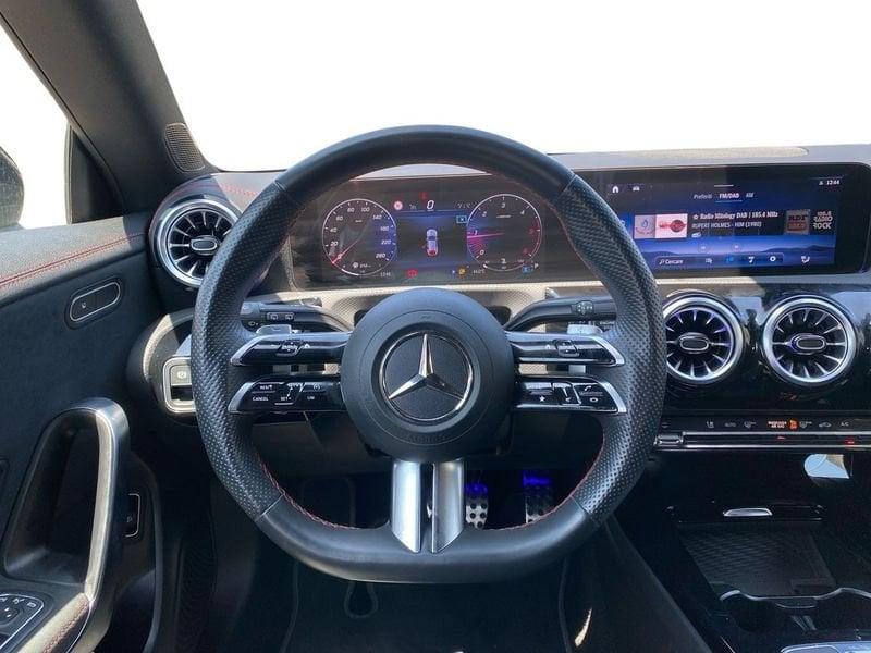 Mercedes-Benz CLA S.Brake CLA Shooting Brake 200 d Premium auto