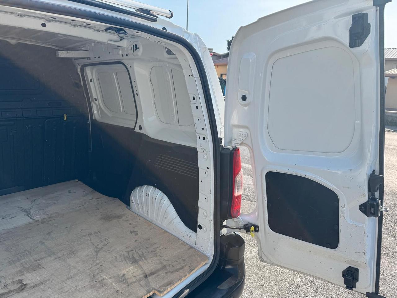 Citroen BERLINGO 1.6 HDI 100 HP FATTURABILE SEMPRE TAGLIANDATO PERFETTO !!!