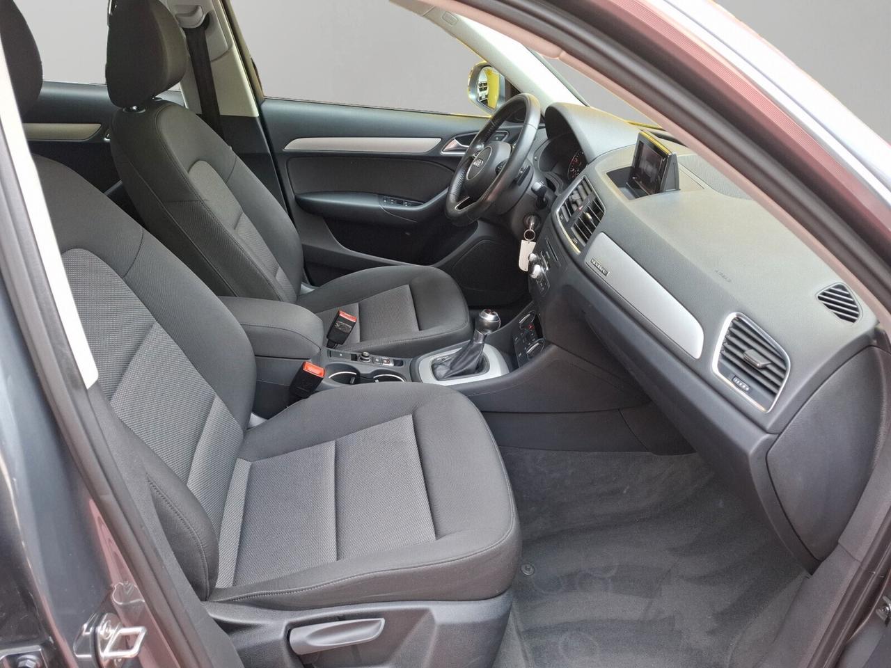 Audi Q3 2.0 TDI 150 CV S tronic Business full optional