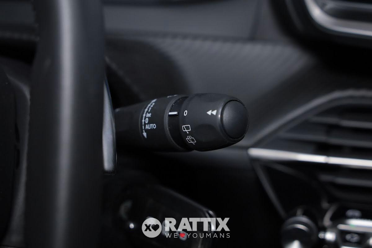 Peugeot 208 1.2 hybrid Allure e-dcs 6