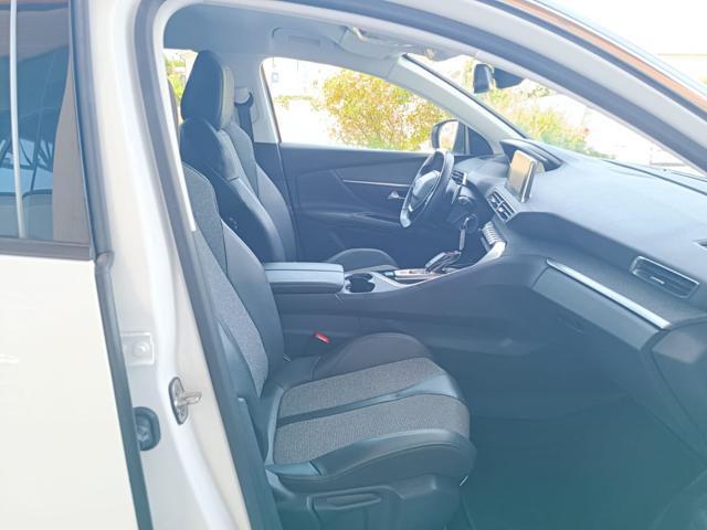PEUGEOT 3008 BlueHDi 130 S&S EAT8 Allure