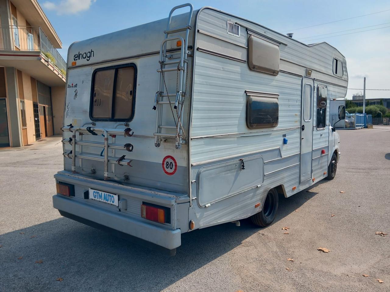 Camper BedFord - 7 posti - 2.3 Diesel 46kw