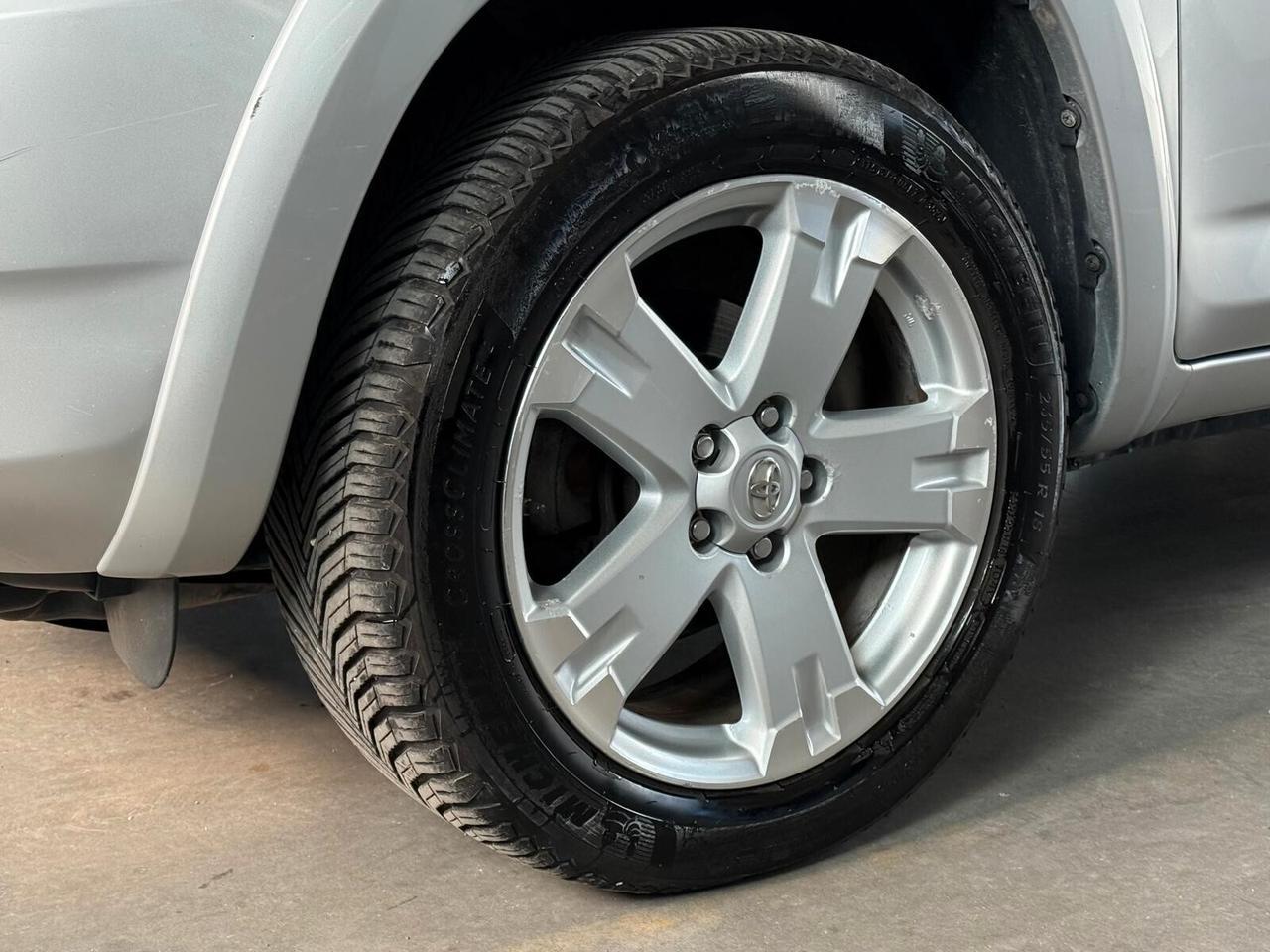 Toyota RAV4 2.2 D-4D 177 CV Luxury