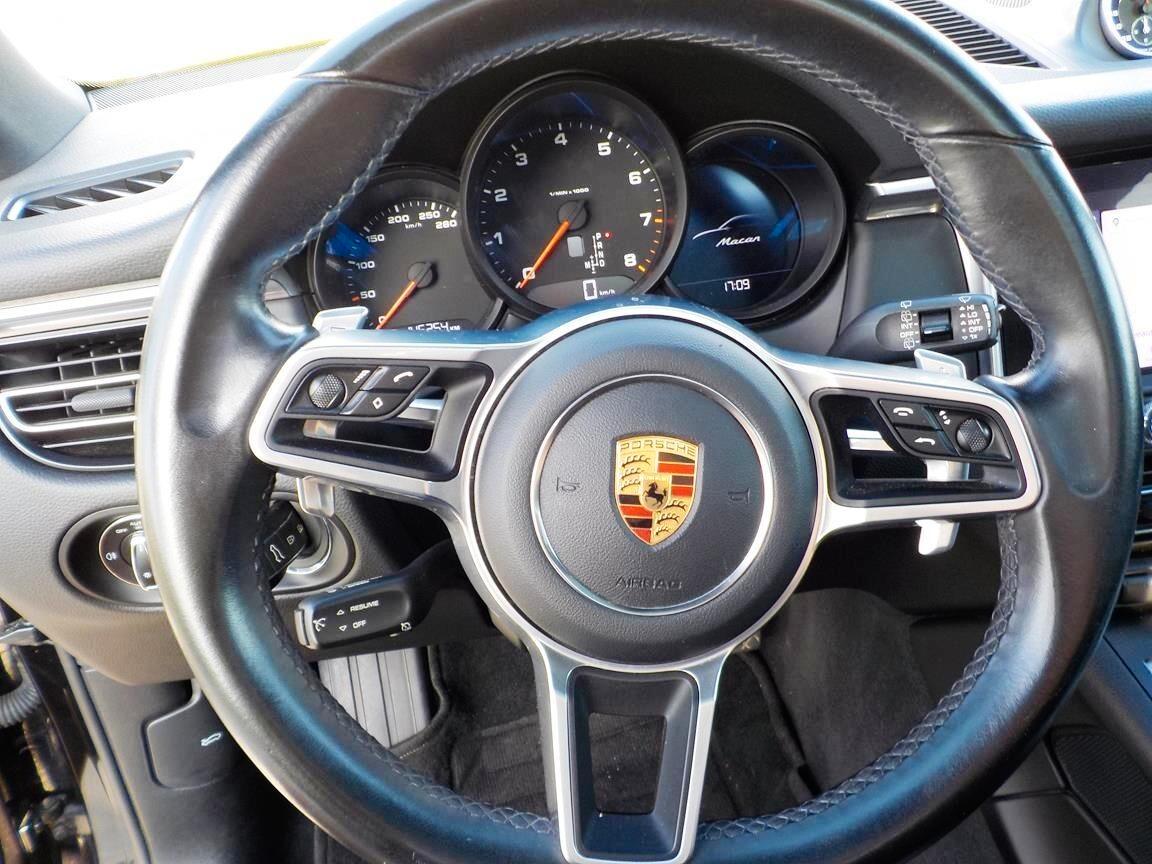 Porsche Macan 2.0 245 cv