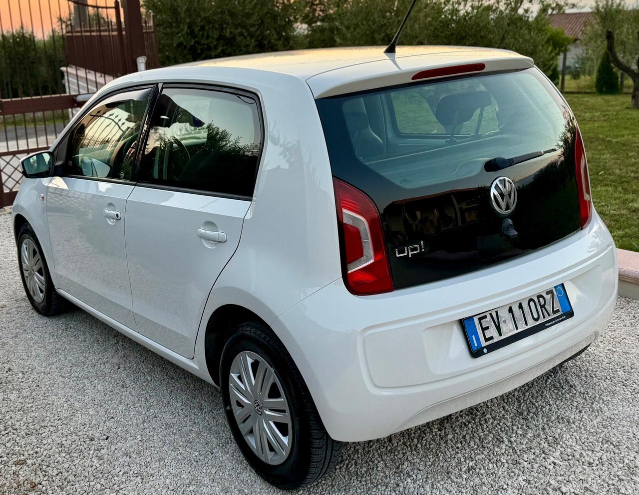 Volkswagen up! 1.0 5p. move ASG