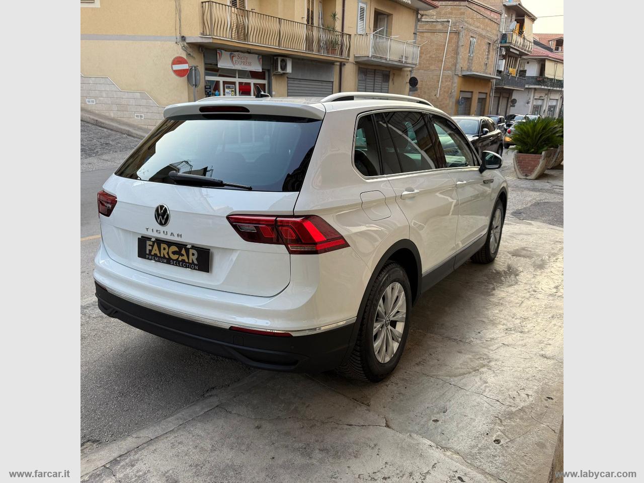 VOLKSWAGEN Tiguan 2.0 TDI 150CV SCR DSG Life NUOVISSIMA