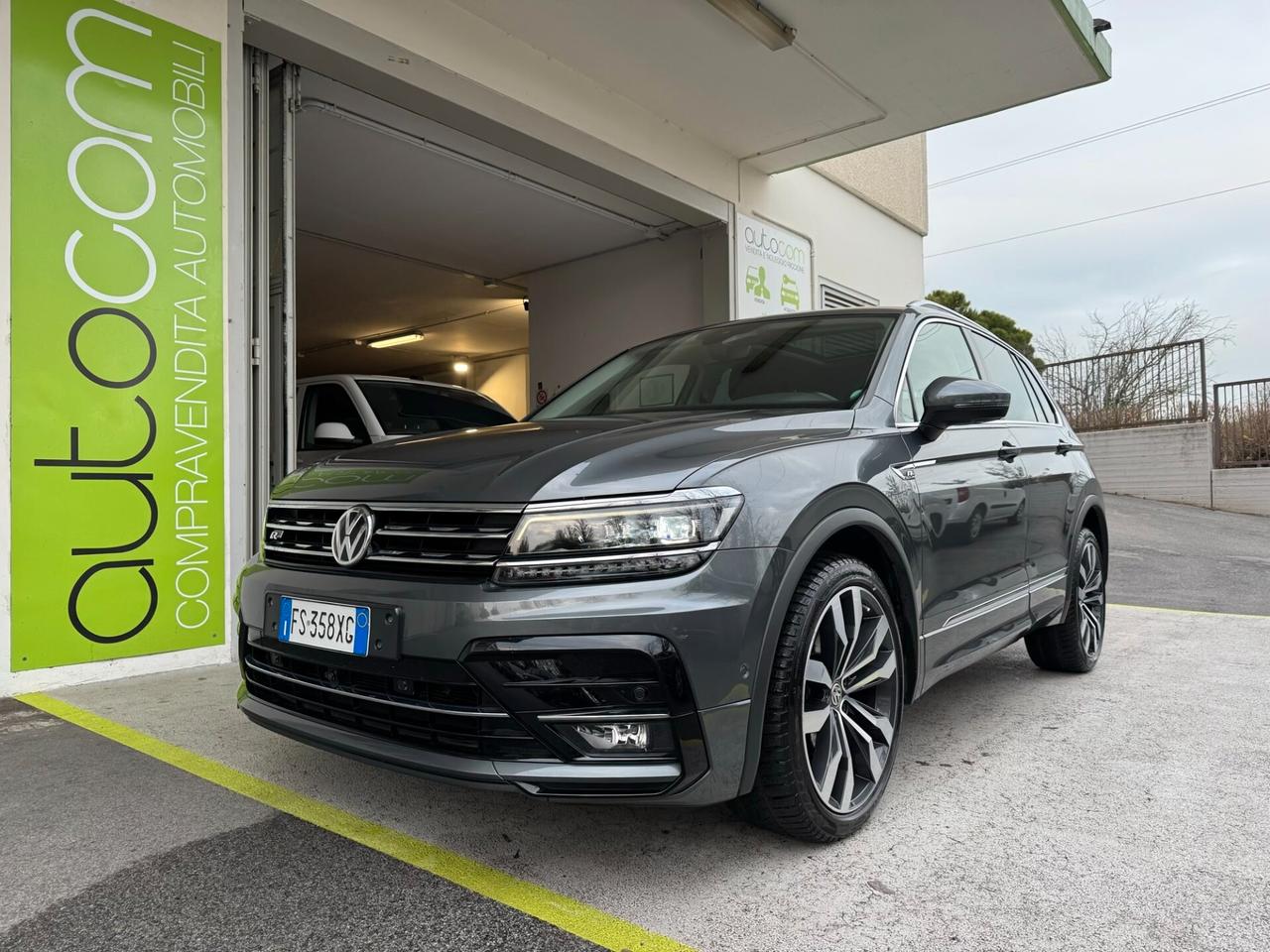 Volkswagen Tiguan 2.0tdi DSG R-Line 4M GARANZIA24M