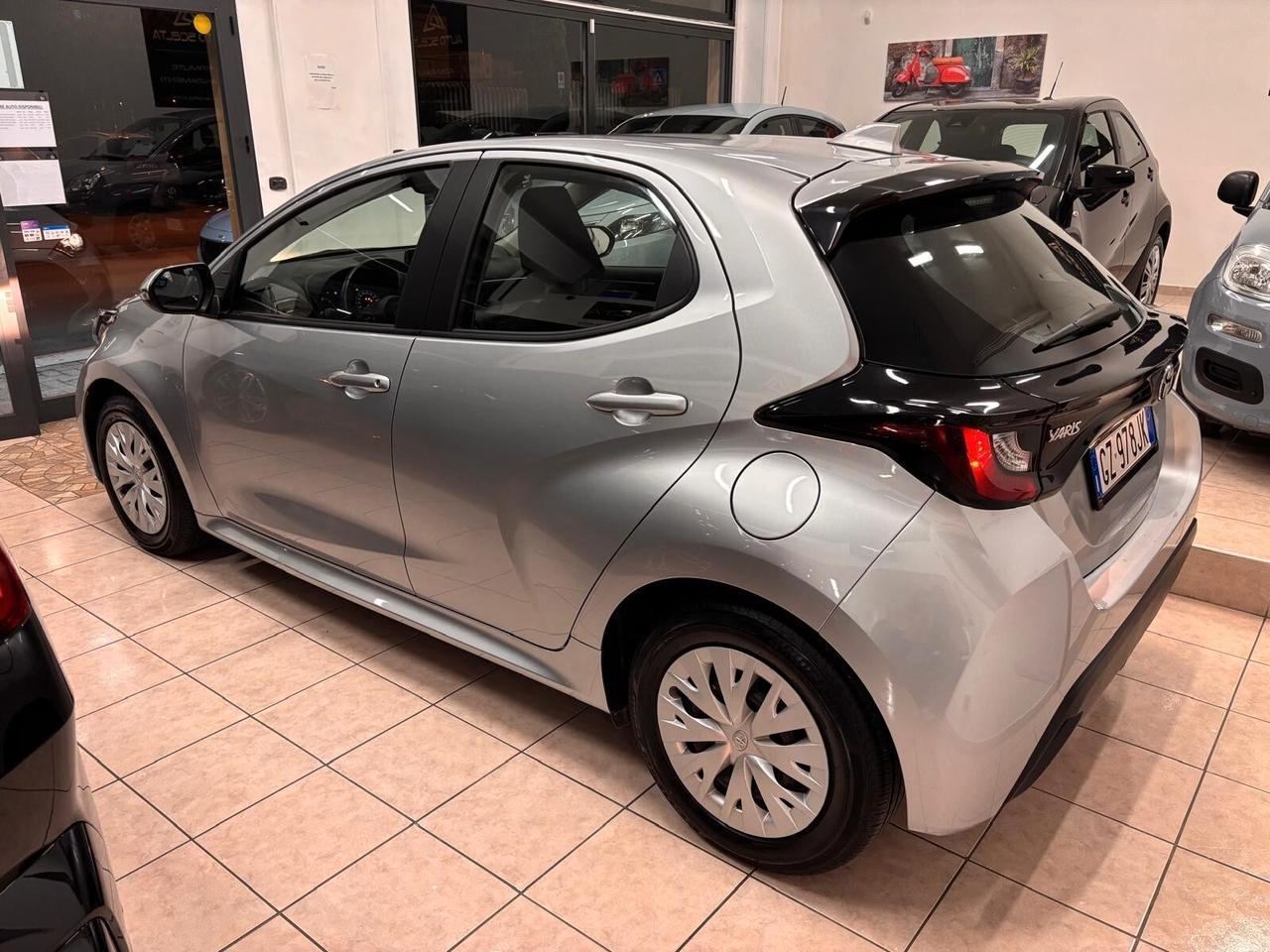 Toyota Yaris 1.5 Hybrid 5 porte Active Business Pack