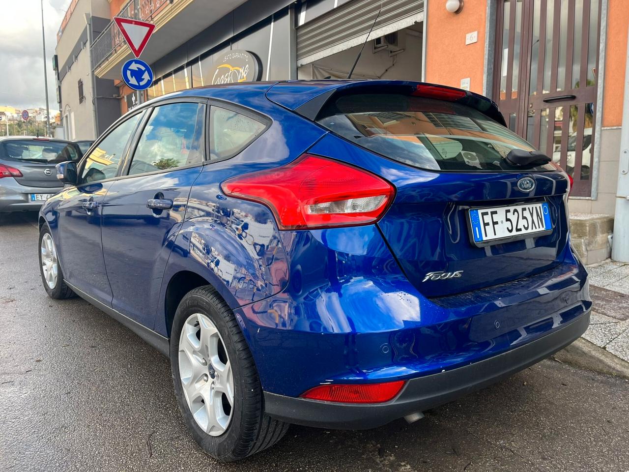 Ford Focus 1.5 TDCi 95 CV Berlina