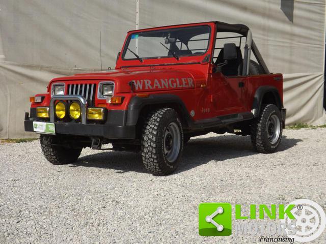 JEEP Wrangler 2.5 Laredo in ordine di carrozzeria e meccanica