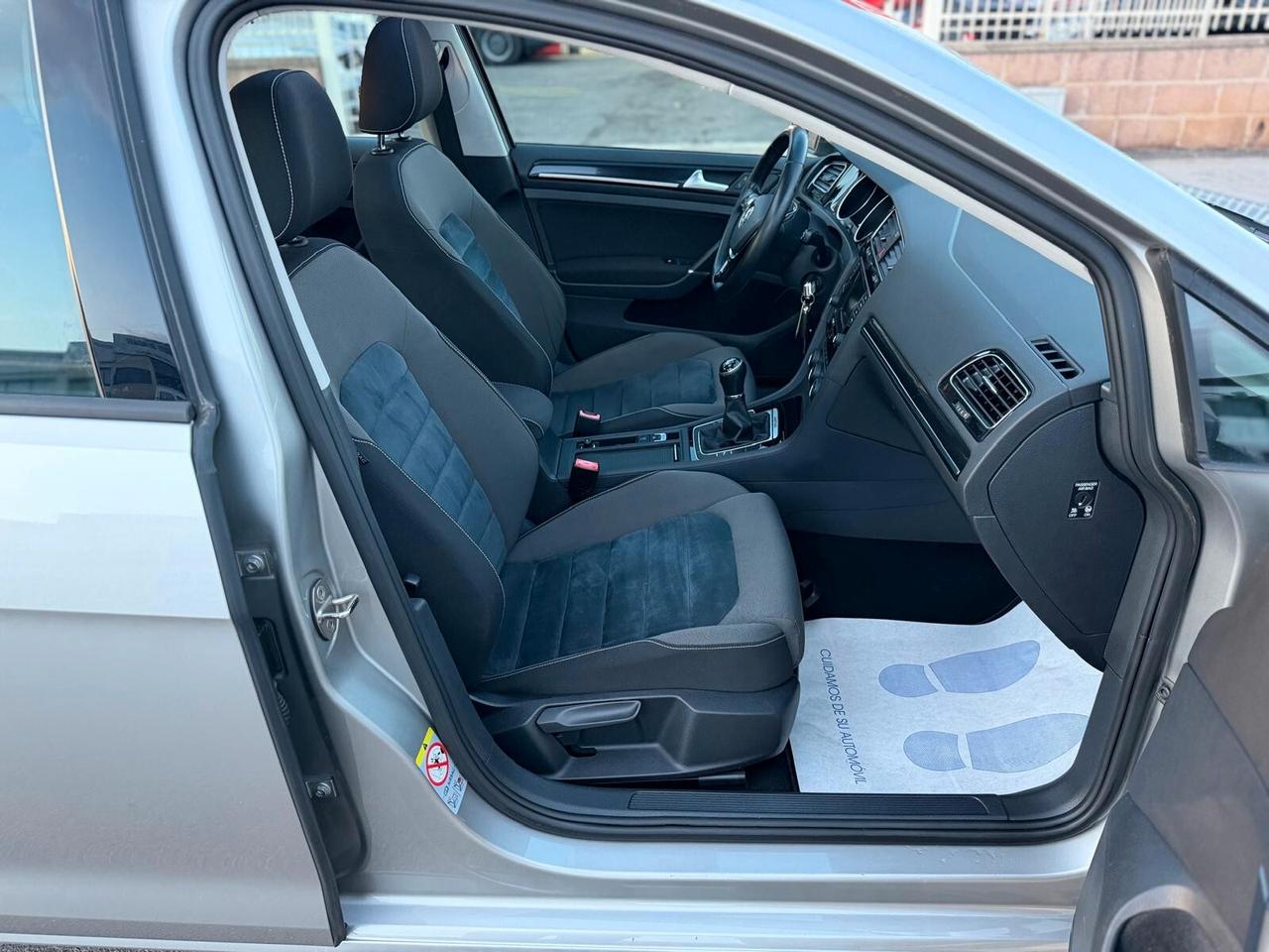 Volkswagen Golf 2.0 TDI 5p. 4MOTION Highline BlueMotion Technology