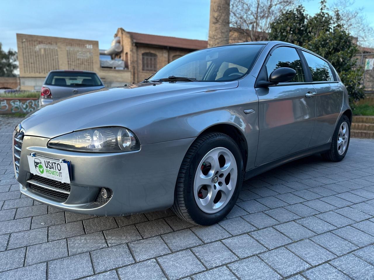 Alfa Romeo 147 1.9 JTDm 120cv UNIPRO