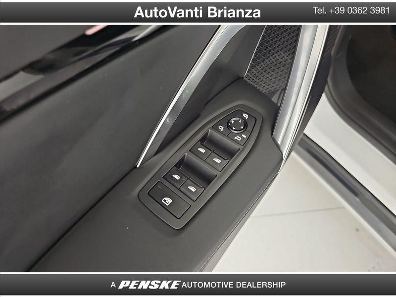 BMW iX1 eDrive 20 X-Line Special Edition