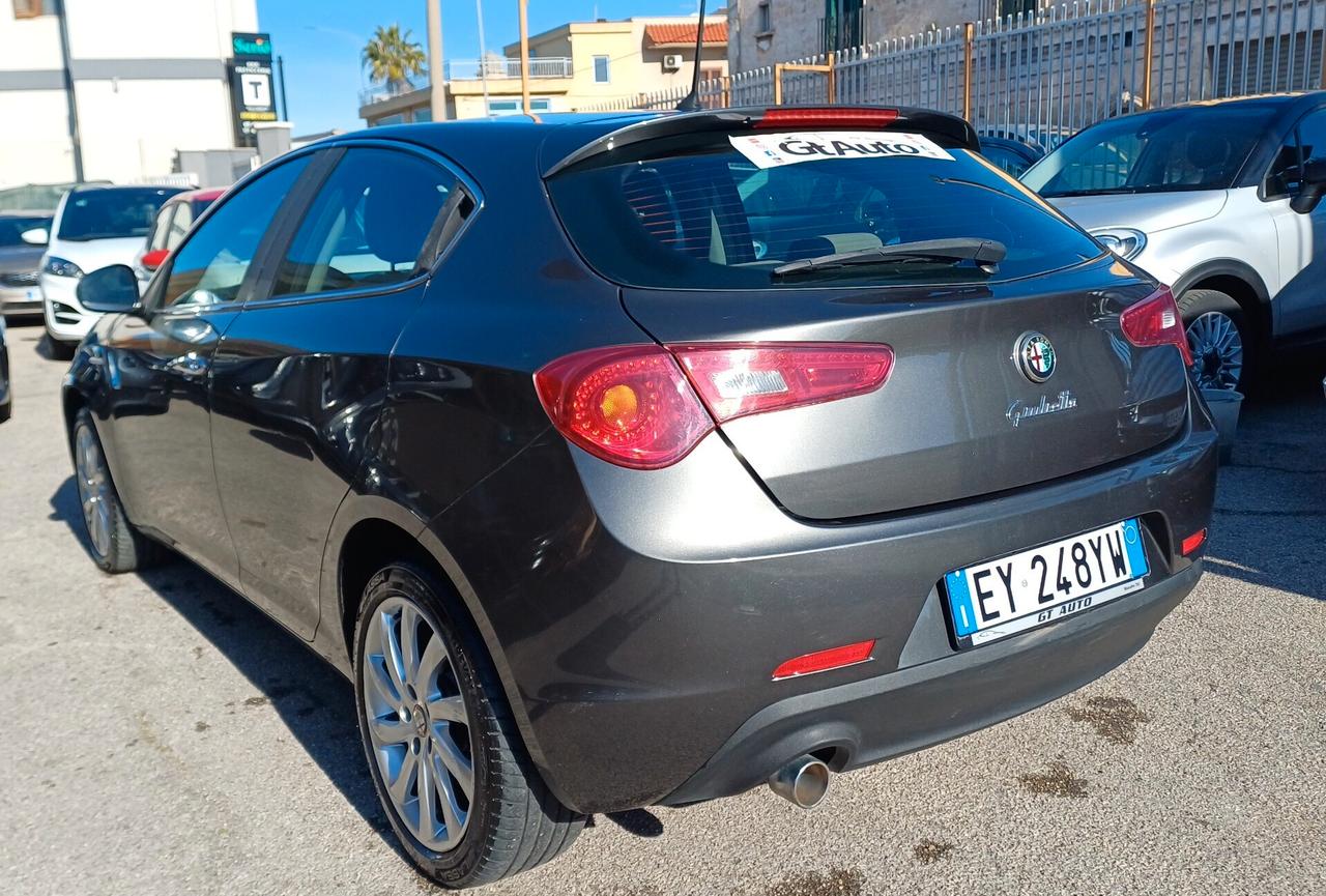 Alfa Romeo Giulietta 1.6 JTDm-2 105 CV Distinctive