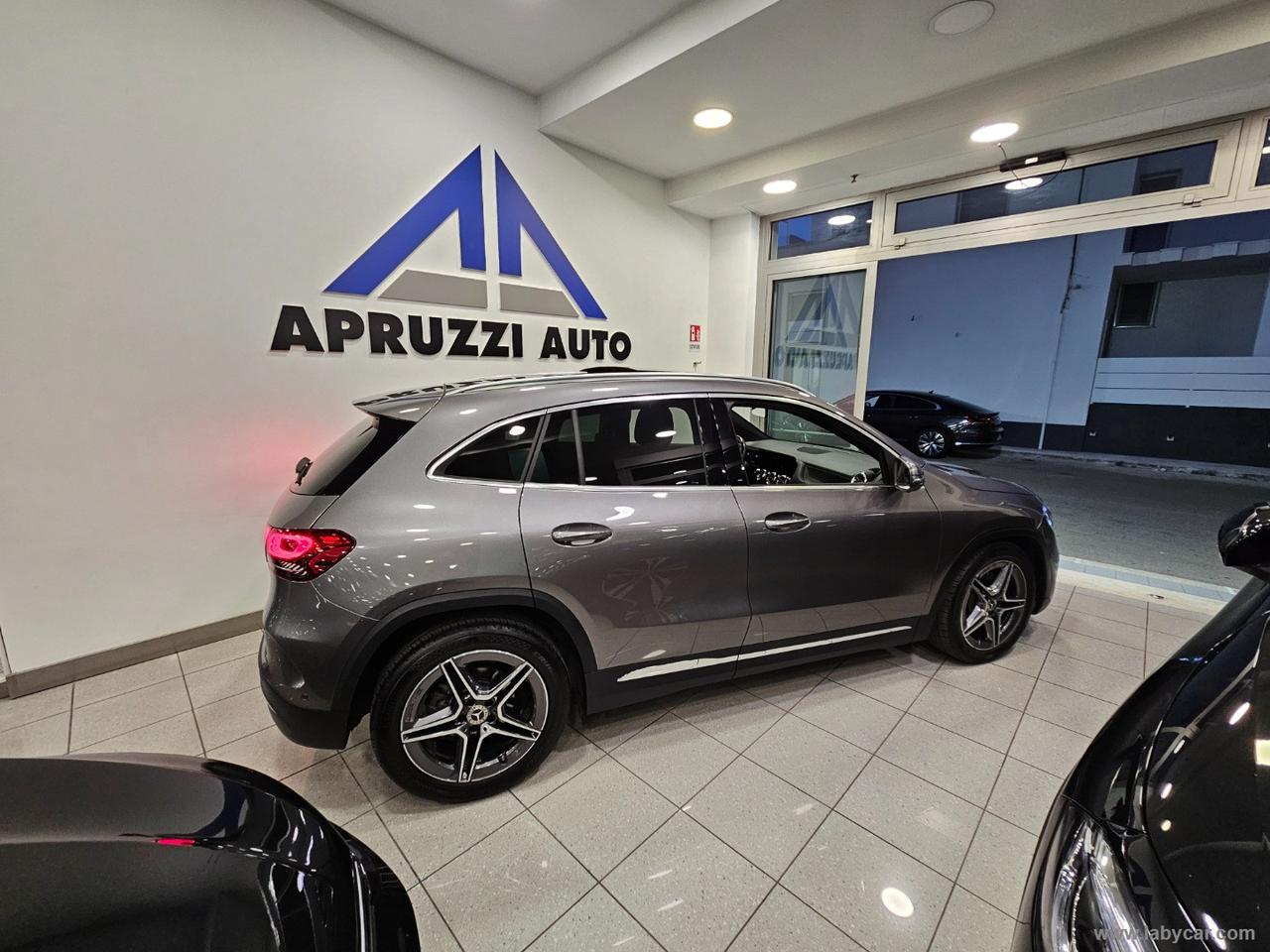 MERCEDES-BENZ GLA 200 d Automatic Premium