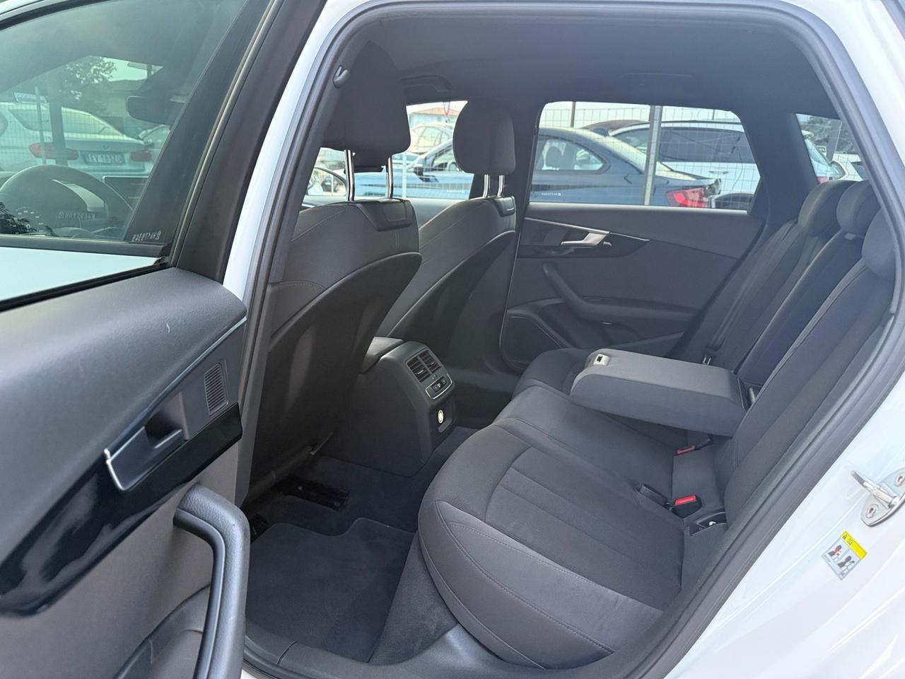 Audi A4 Avant 3.0 TDI 272 CV quattro Sport Fari Matrix Navi Full