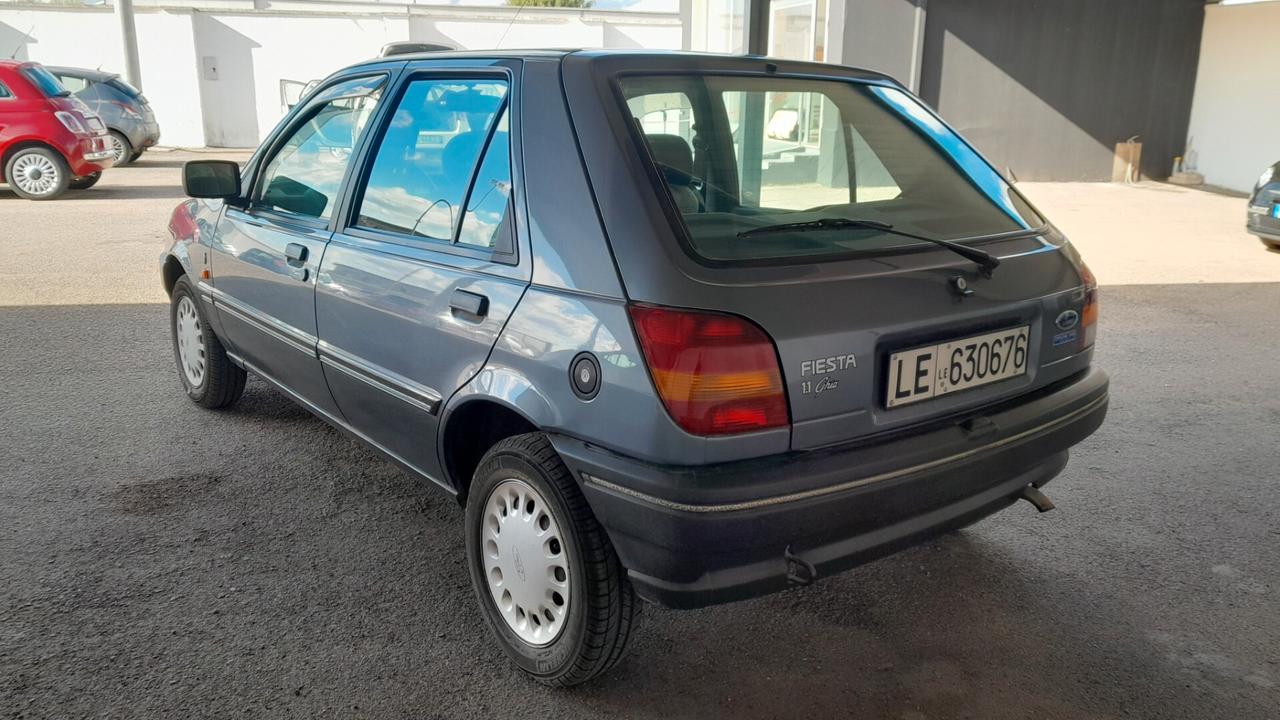 Ford Fiesta 1.1 5 porte Ghia