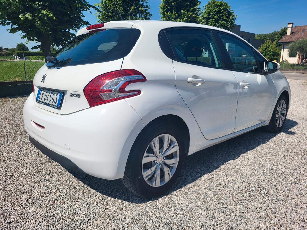 Peugeot 208 1.2 VTi 82 CV 5 porte Allure