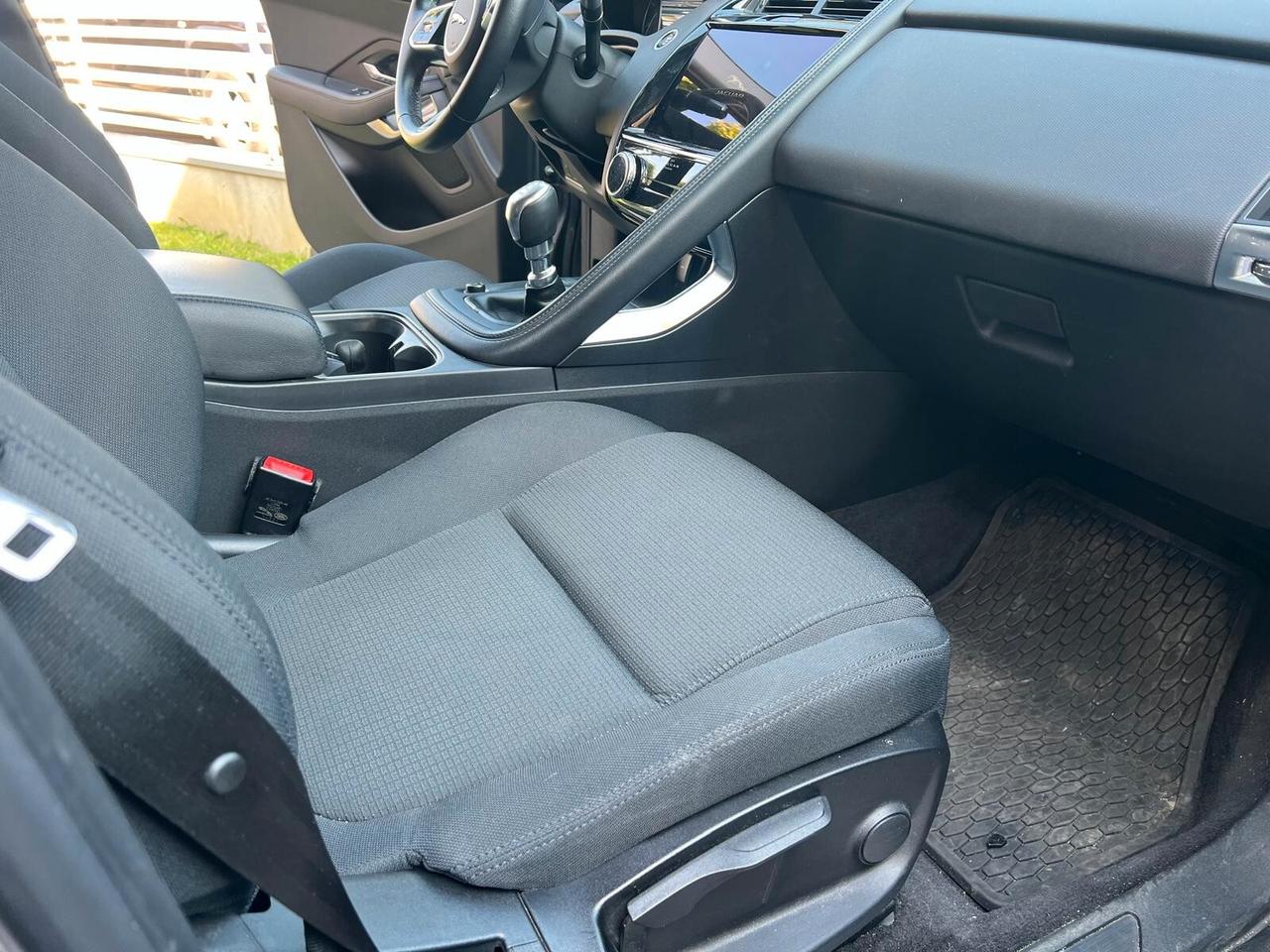 JAGUAR F-PACE 2.0 D 163cv PRESTIGE VAN