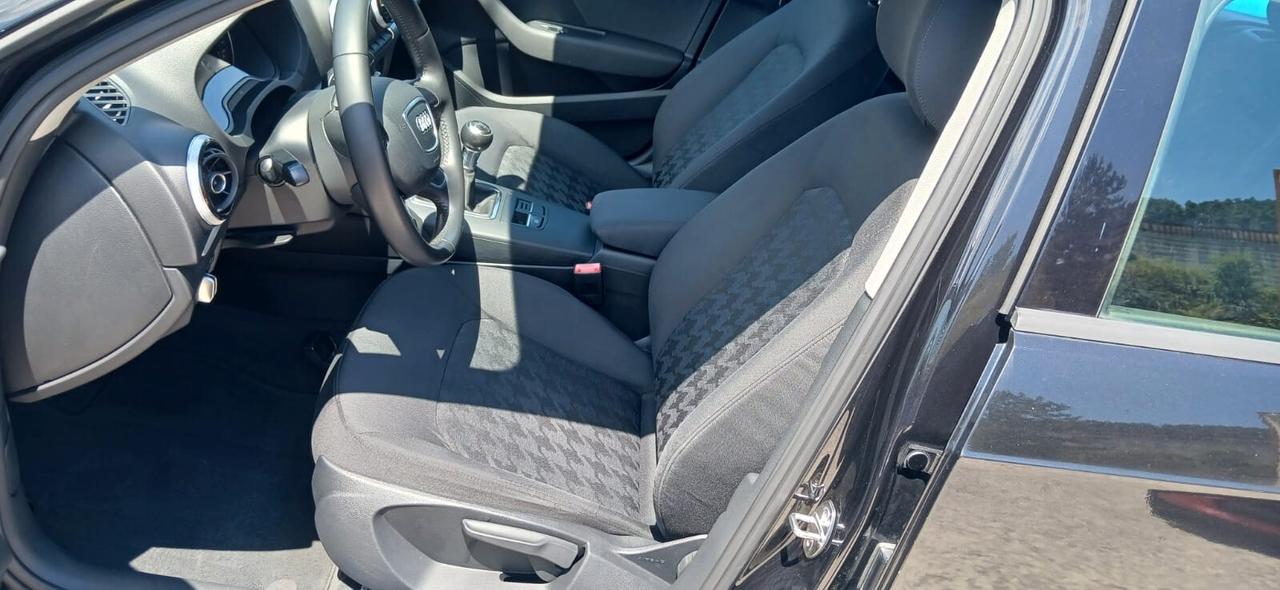 Audi A3 SPB 1.6 TDI ultra Ambition - 2014