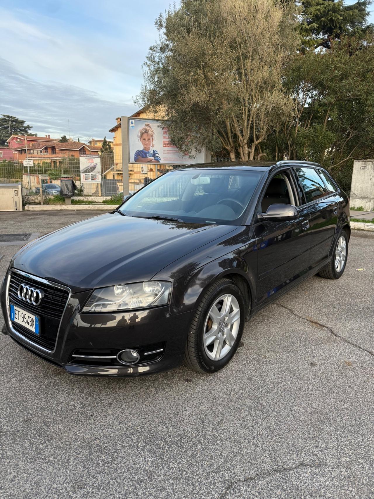 Audi A3 SPB 1.6 TDI 105 CV CR S tronic Attraction