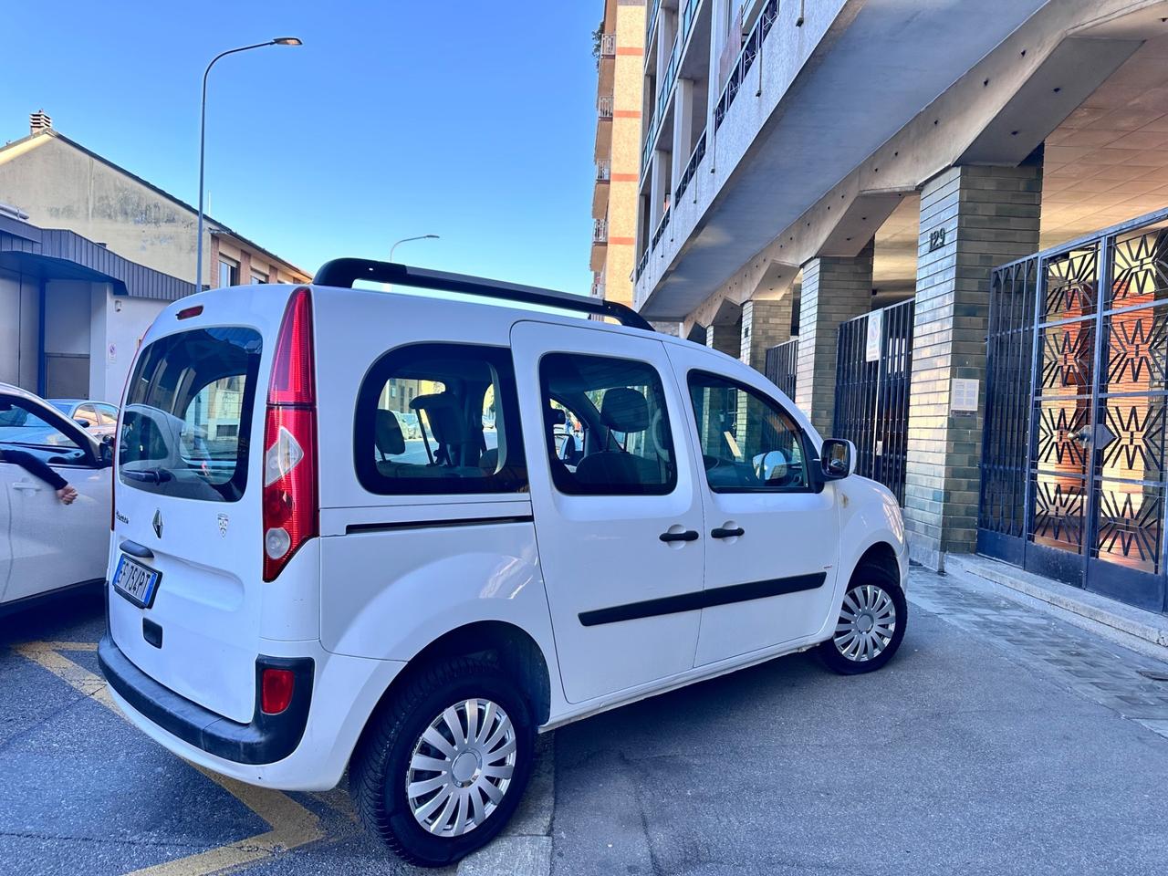 Renault Kangoo 1.6 105CV 5 porte Benzina/GPL fino 2030