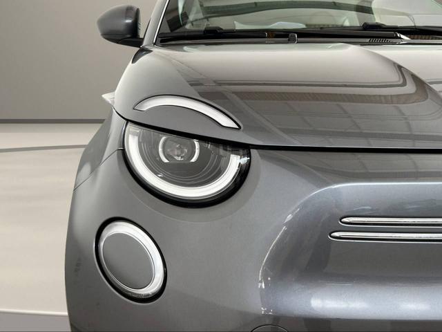 FIAT 500 Berlina 42 kWh La Prima 320 Km autonomia