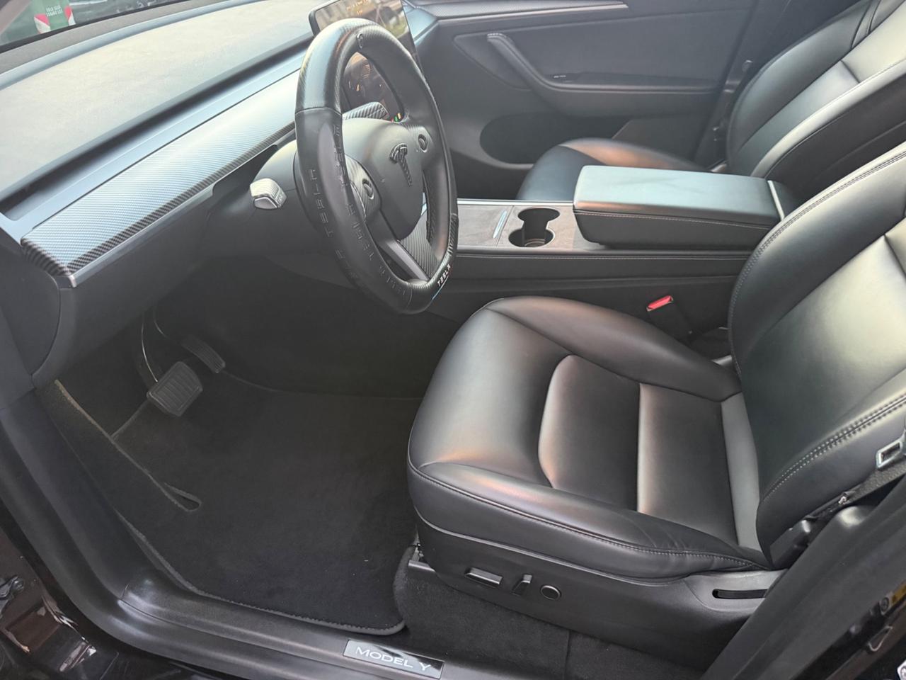 Tesla Model Y Long Range AWD
