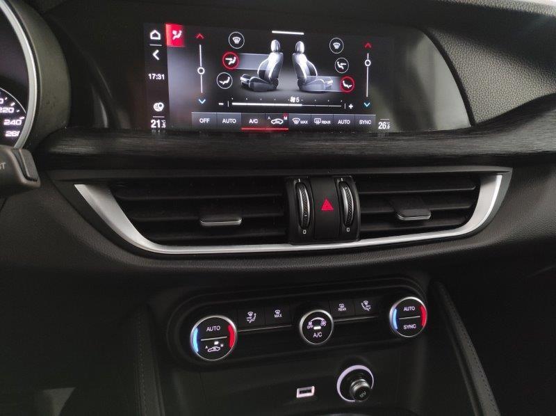 ALFA ROMEO Stelvio - Stelvio 2.2 Turbodiesel 190 CV AT8 Q4 Business