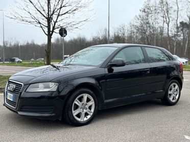 Audi A3 1.9 TDI F.AP. Ambition S-TRONIC