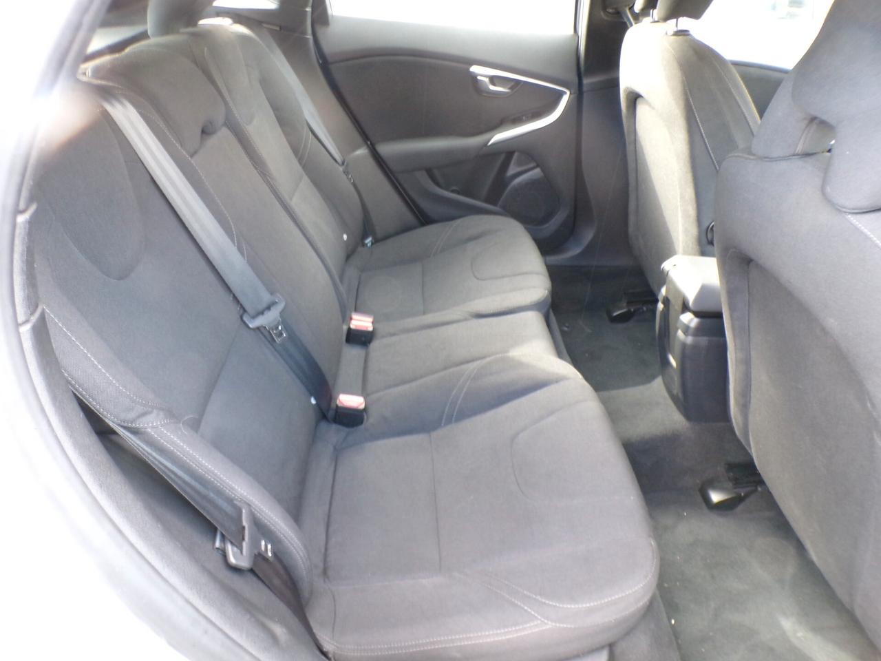 Volvo V40 D2 1.6