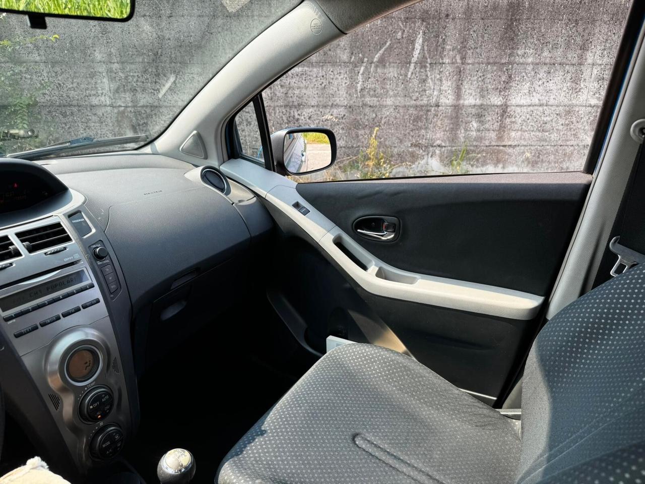 Toyota Yaris 1.3 5 porte Sol