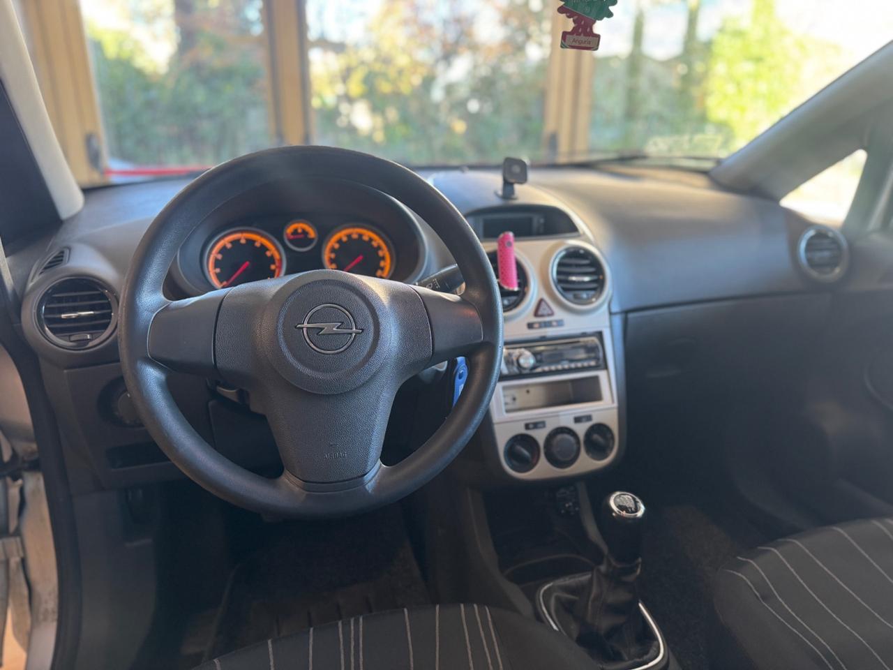 Opel Corsa 1.2 3 porte Club