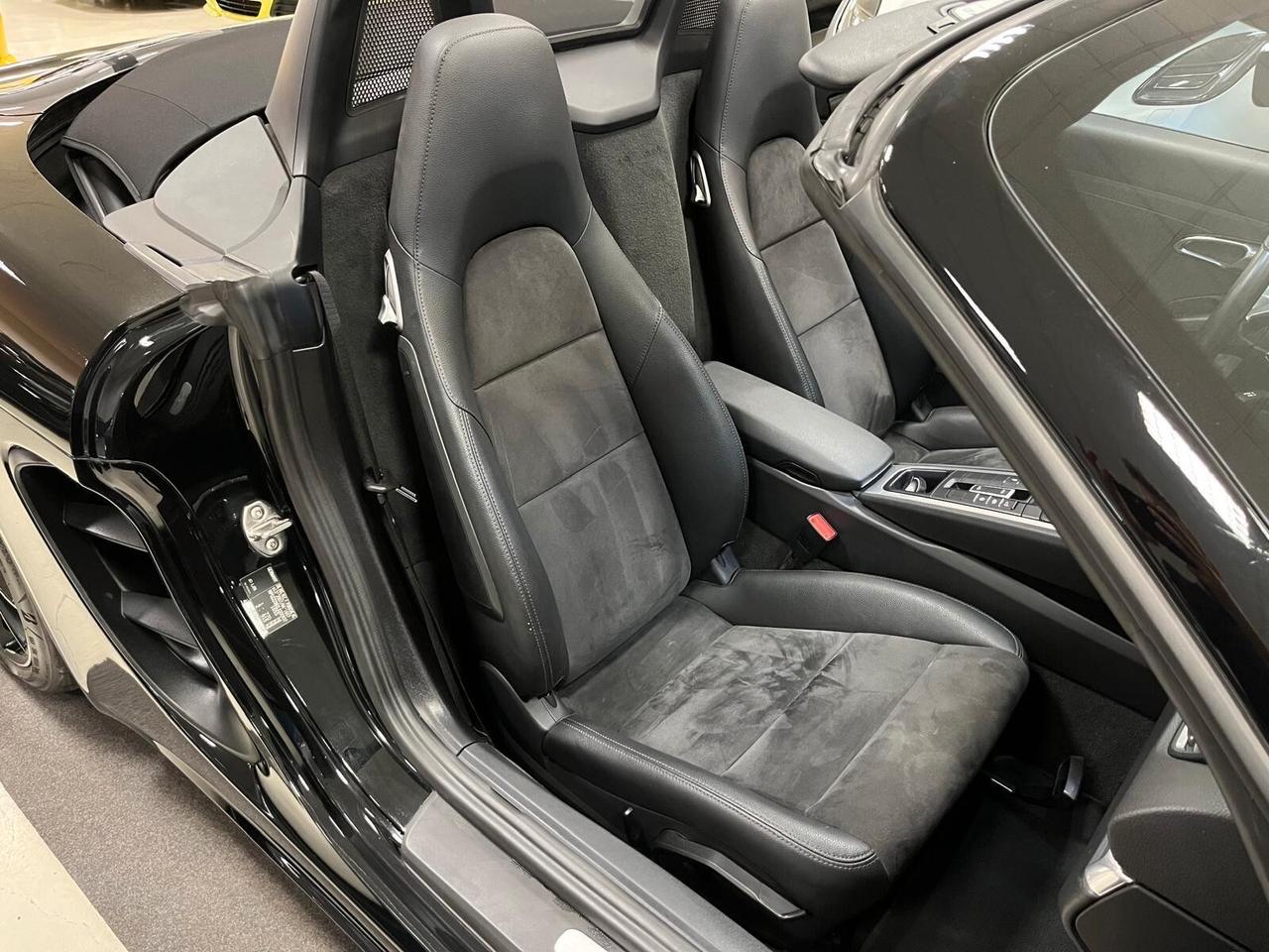 Porsche 718 Spyder Boxster 2.0