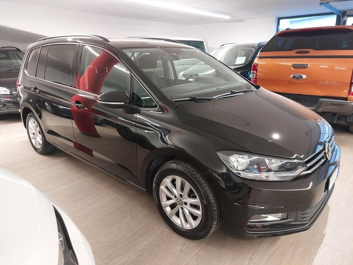 VW Touran 2.0 TDI Highline 7 posti 150 CV DSG Euro 6