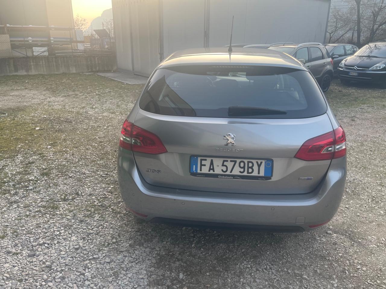 Peugeot 308 BlueHDi 100 S&S SW Business