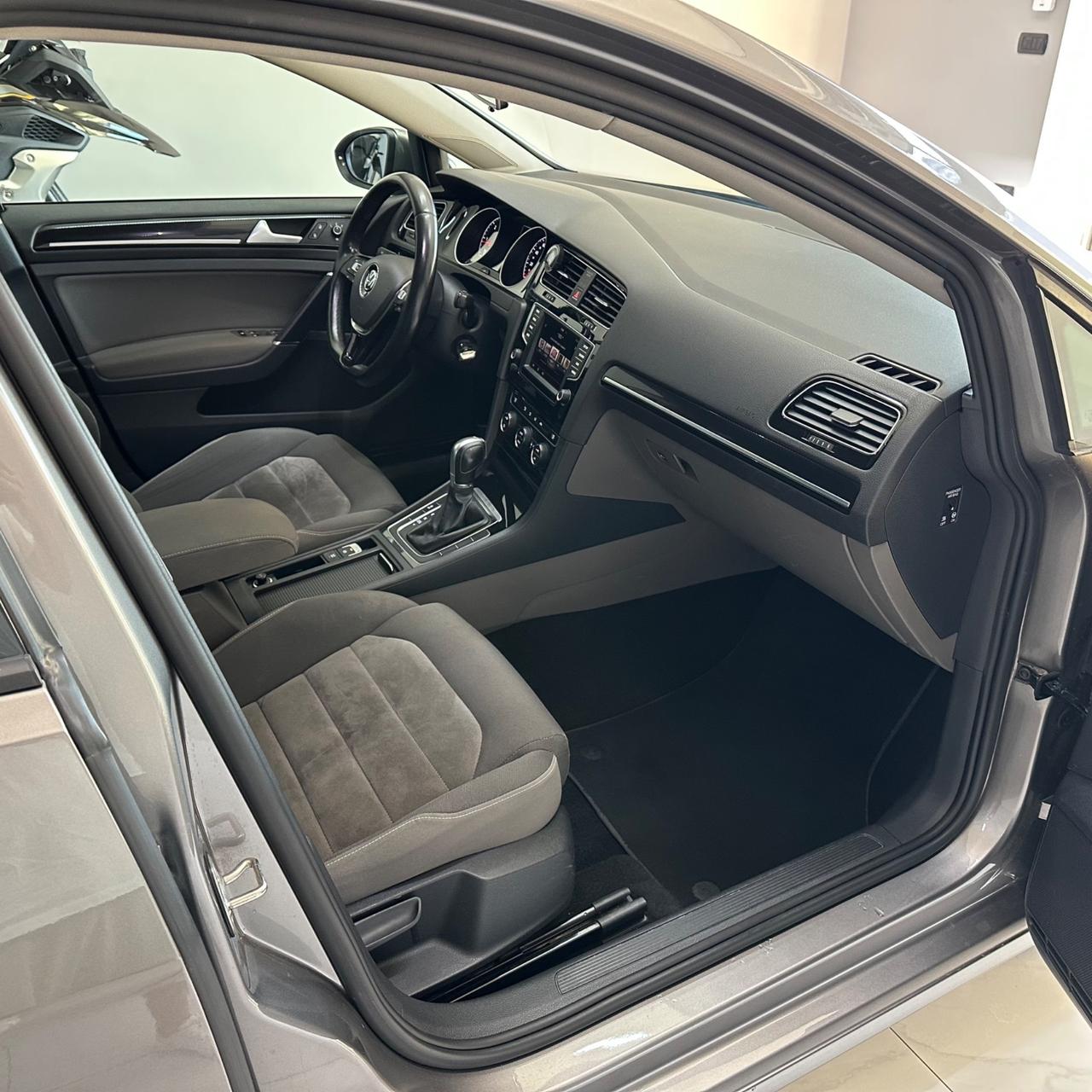 Volkswagen Golf VII 1.6 TDI 110 CV 5p. Highline Executive