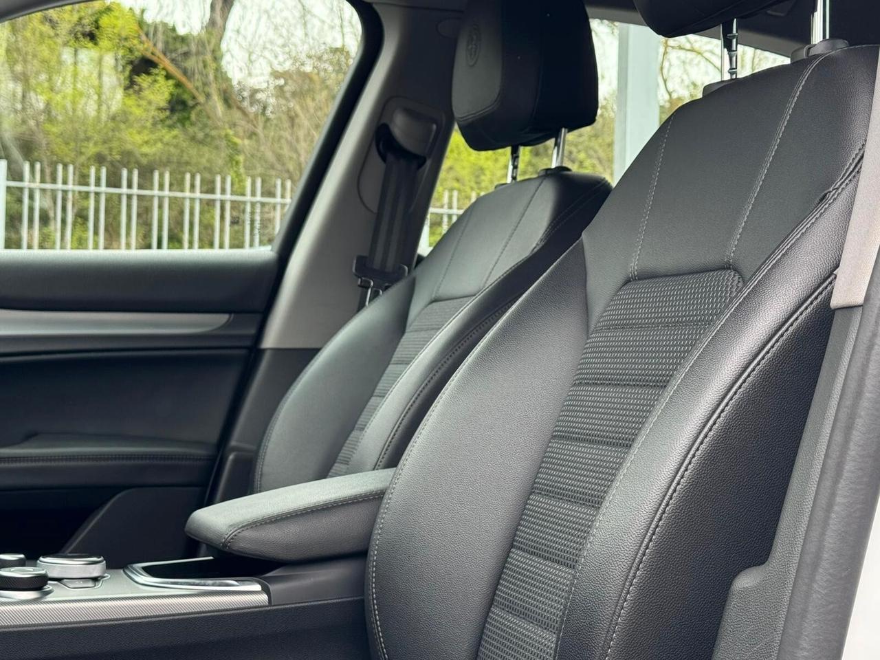 Alfa Romeo Stelvio 2.2 Turbodiesel 190 CV AT8 Q4 Sprint