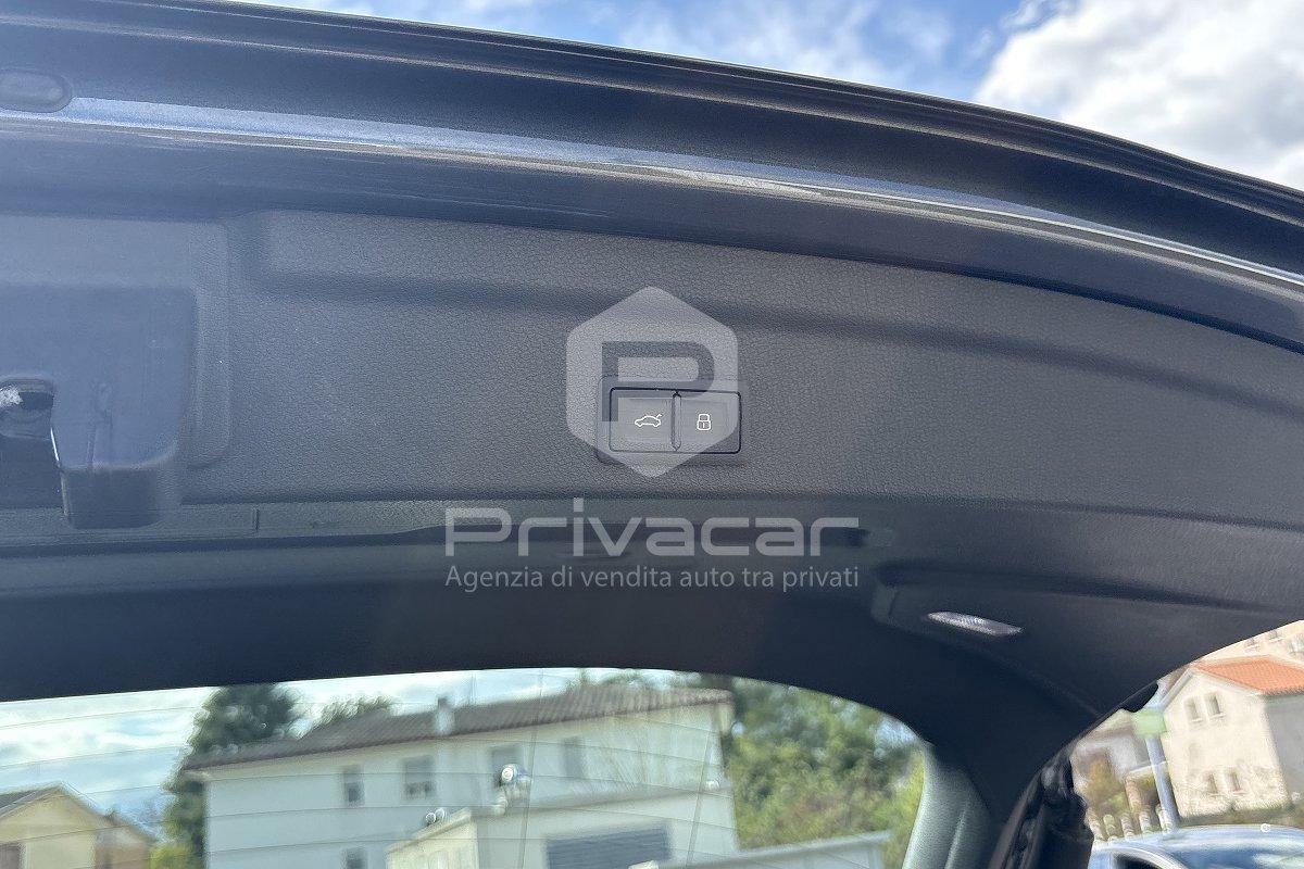 AUDI Q3 SPB 35 TDI S tronic S line edition