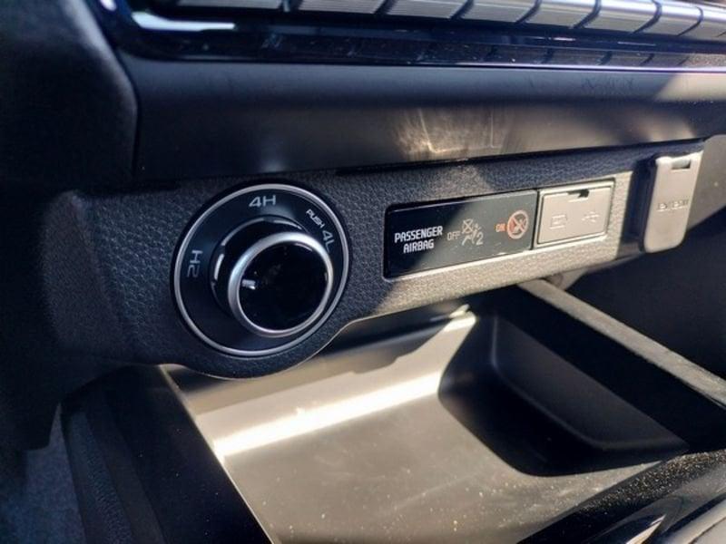Isuzu D-Max N60 D-Max N60 1.9 aut. Crew Nitro Sport Cab con Shutter Lid!!
