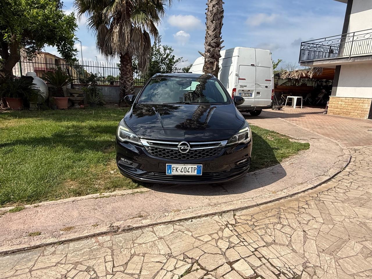 Opel Astra 1.6 BiTurbo CDTi Start&Stop Sports Tourer Innovation