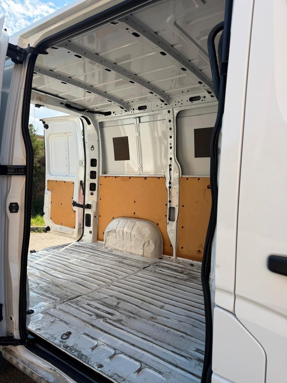 Renault Master T35 2.3 dCi/135 - 12 MESI DI GARANZIA -