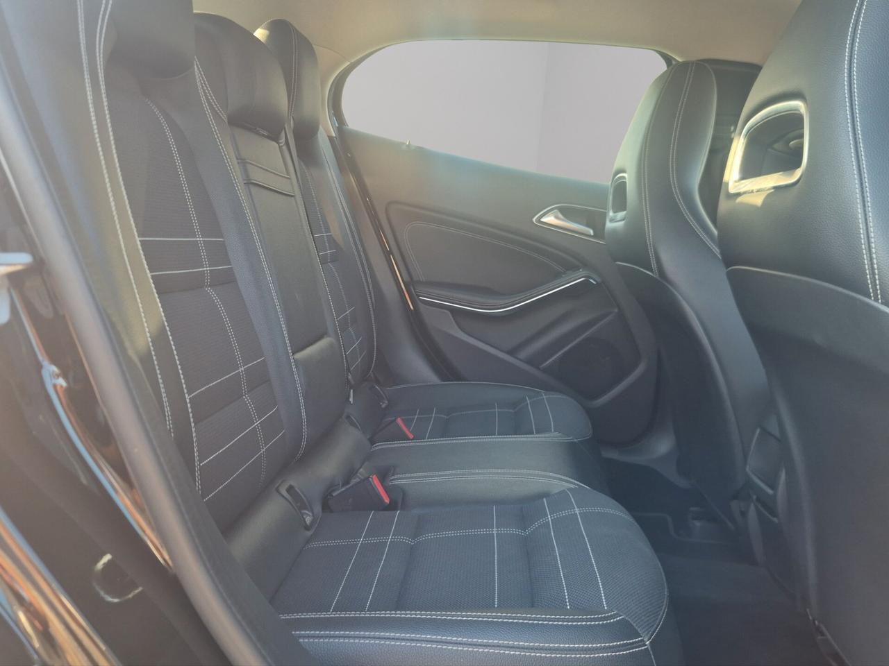 Mercedes-benz GLA 200 d Automatic 4Matic Premium