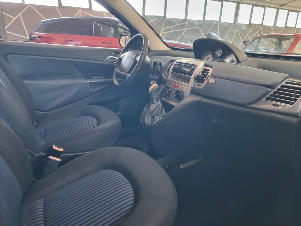 Lancia Ypsilon 1.2 NEOPATENTATI