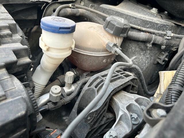 Opel Corsa 1.5 Edition sinistrata incidentata