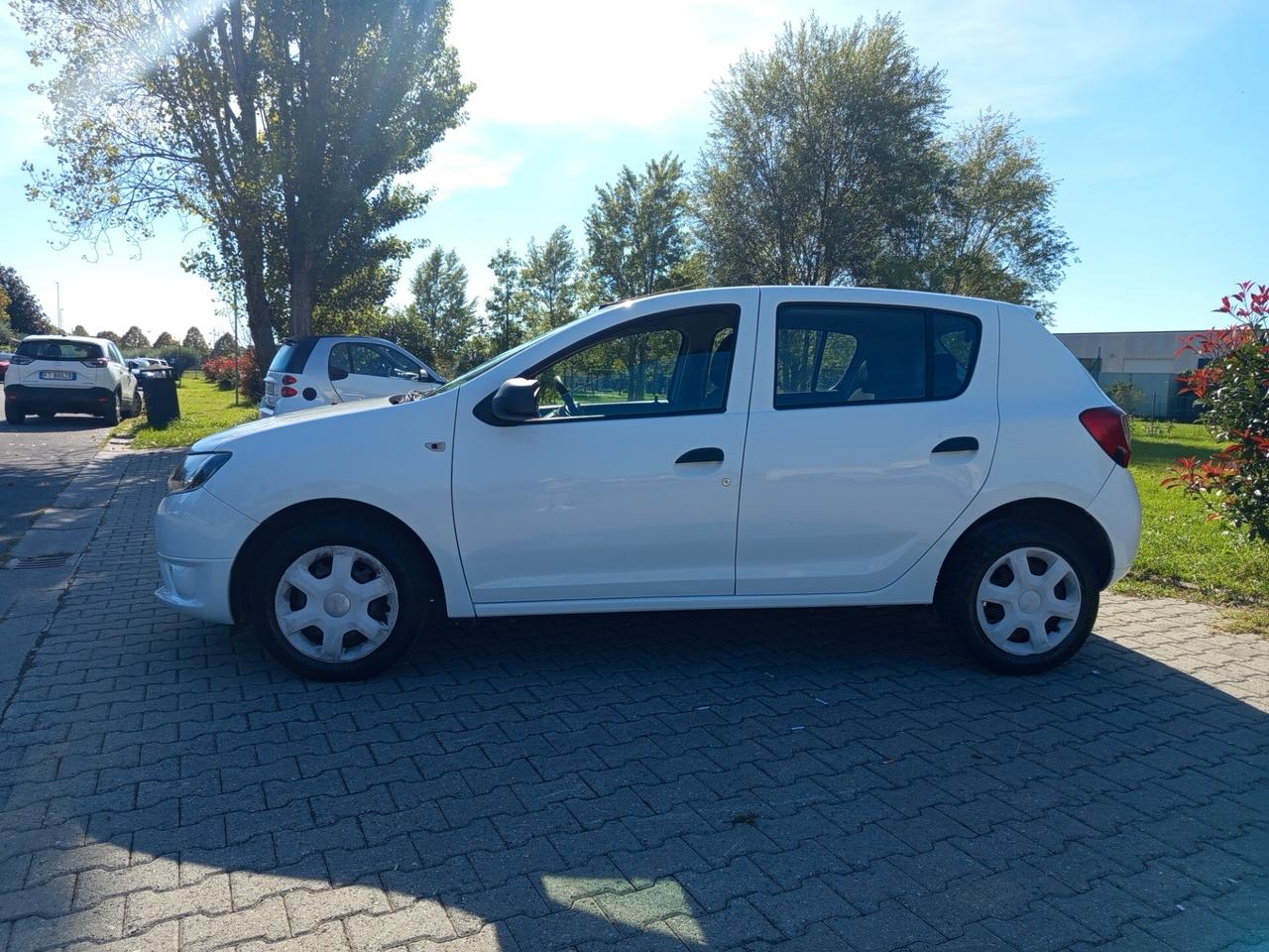 Dacia Sandero 1.2 75CV Lauréate